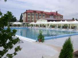 Hotel Golden Plum | accommodation Crevedia