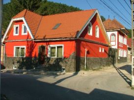 Pension Rock And Red | accommodation Rasnov