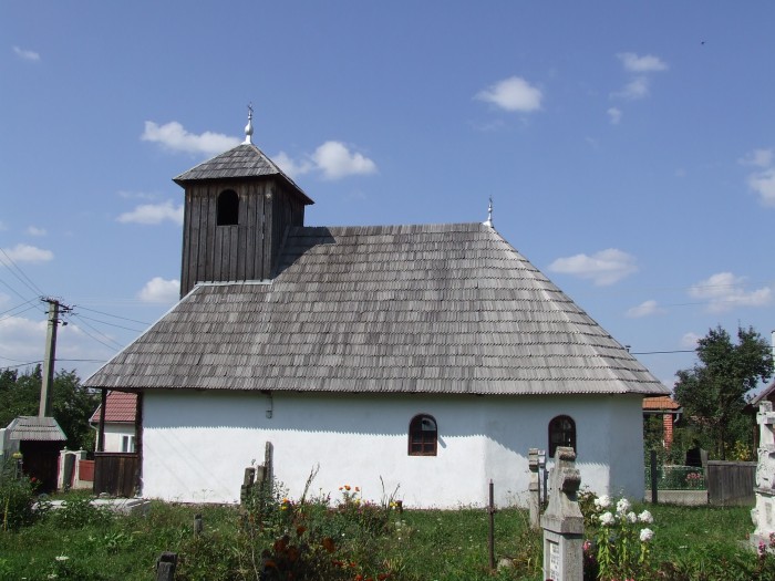 Biserica de lemn din Papauti