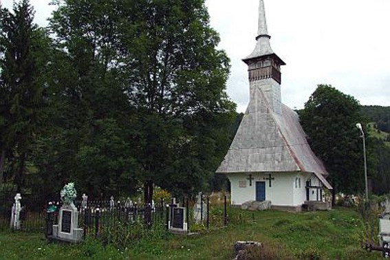 Biserica de lemn Inaltarea Domnului din Arieseni
