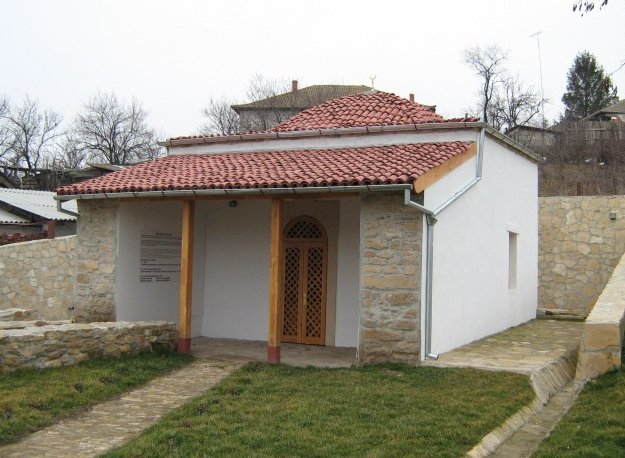 Mausoleul lui Sari Saltuk din Babadag