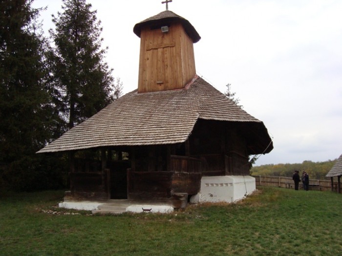 Biserica de lemn din Leleasca