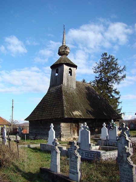 Biserica de lemn Sfantul Ierarh Nicolae