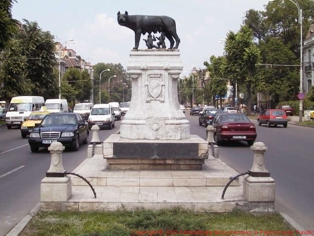 Statuia Lupoaica Romei (Lupa Capitolina) 