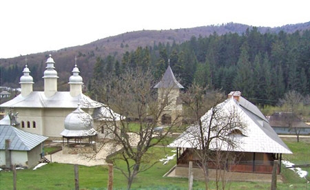 Manastirea Almas