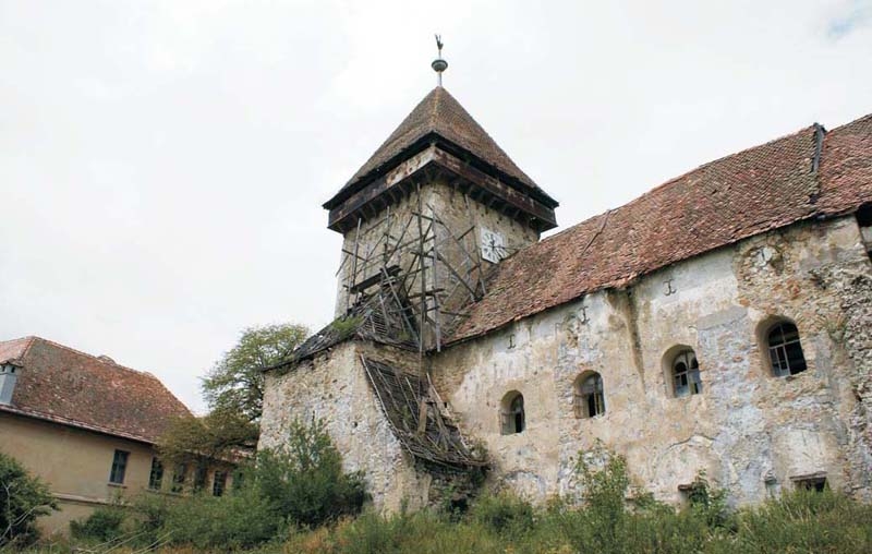 Biserica fortificata din Drauseni