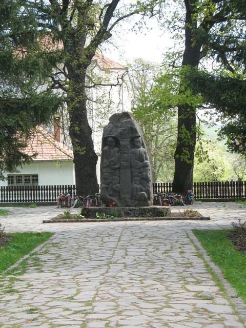Monumentul lui Tamasi Aron din Lupeni