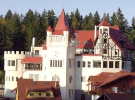 Hotel Acasa La Dracula | Cazare Poiana Brasov