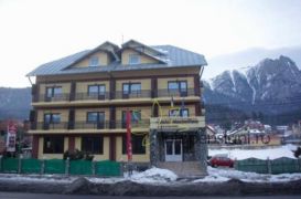 Hotel Maximilian | Cazare Poiana Tapului