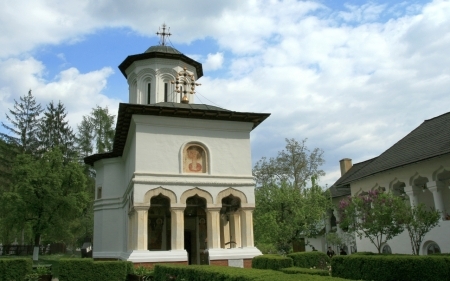 Manastirea Surpatele, Valcea