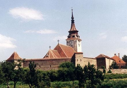 Biserica fortificata din Sanpetru