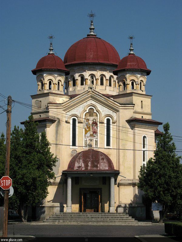 Biserica Sfintii Apostoli Petru si Pavel Targu Jiu