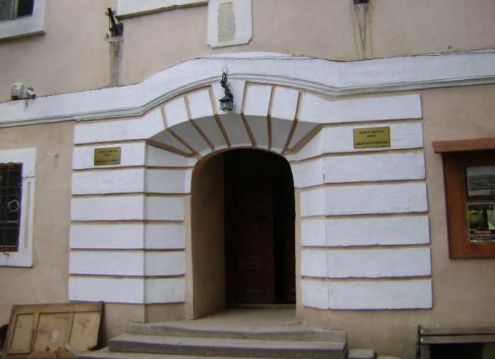 Muzeul de Arheologie si Istorie Targu Mures