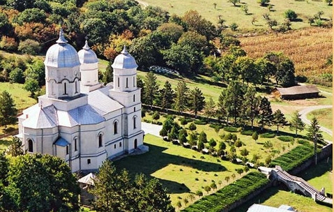 Triunghiul manastirilor din Tulcea